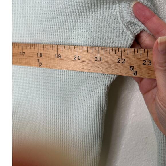 Aritzia TNA Light Mint Green Waffle Knit Long Sleeve Crop Sweater XS - Picture 11 of 11